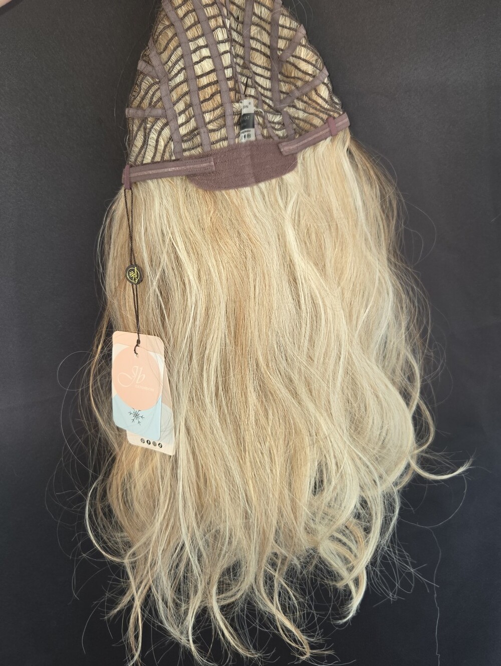 Blonde Long Wavy Women’s Wig - Natural Blonde Blend - Picture 7 of 8
